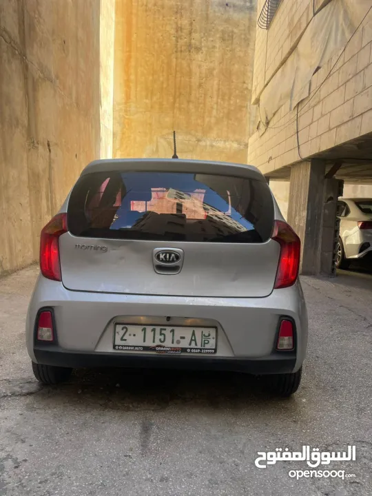 كيا مورنينج 2015 لون فضي