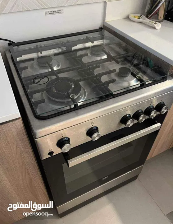 gas and electric cooker