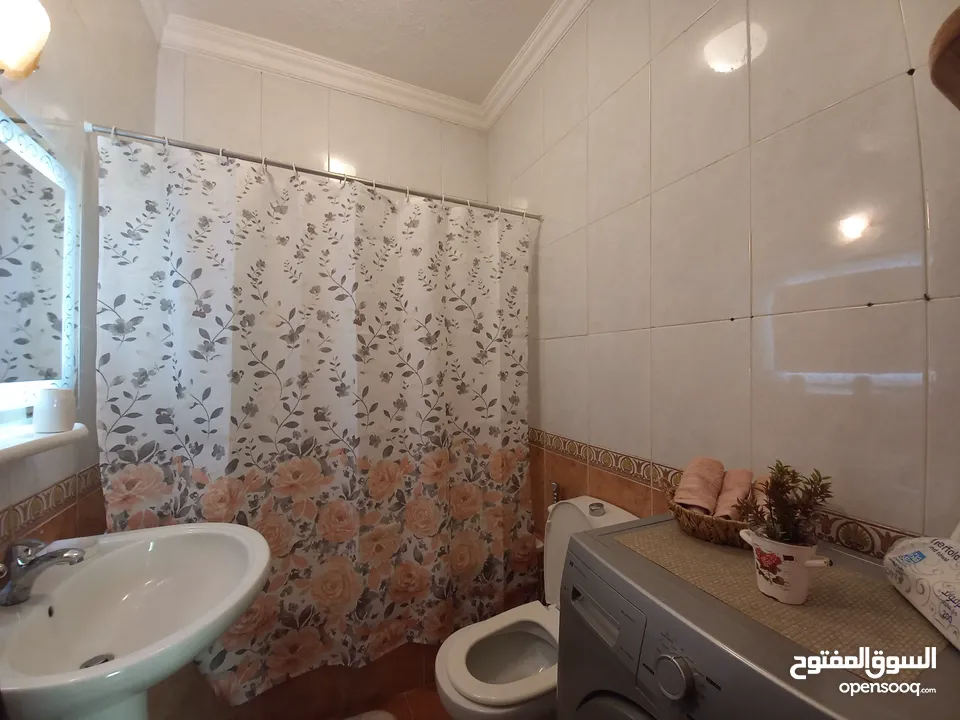 شقة مفروشة للإيجار 175م2 ( Property 18886 )-174847922