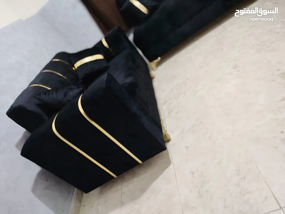 كورنر تفصيل بحاله الوكاله 8 مقاعد
