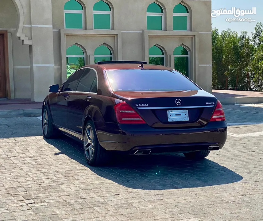 مارسيدس بنز S550 موديل 2011 بحالة ممتازة جدا