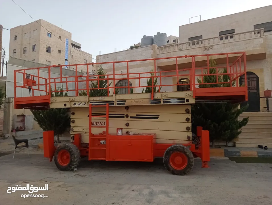 سيزر لفت جديد 14 متر مع العامل و مان لفت سله للايجار او للبيع