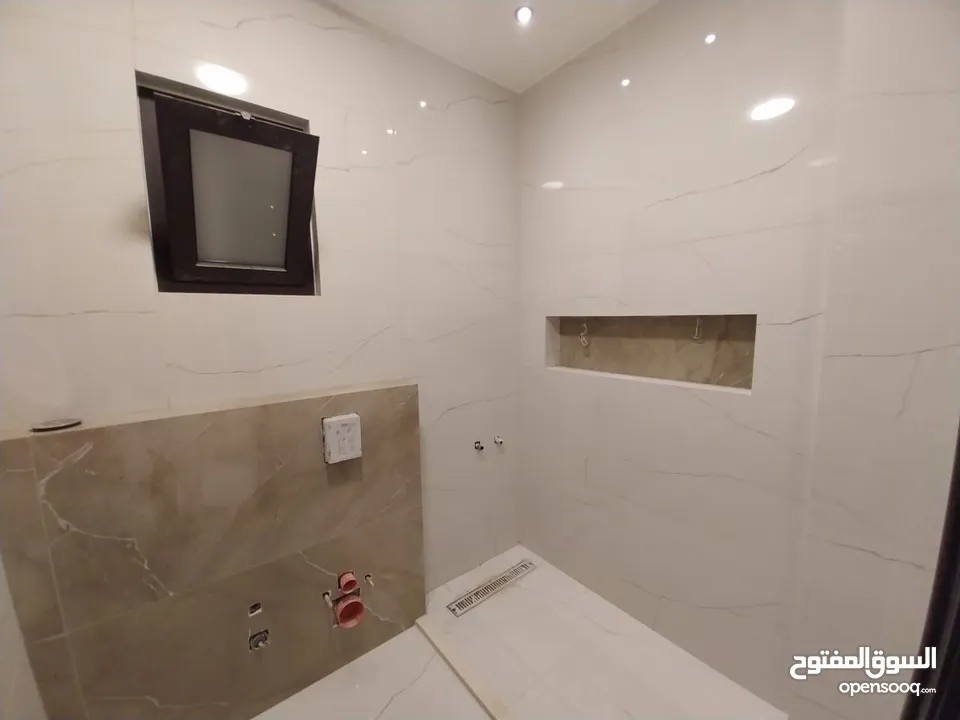 Unfurnished apartment  ( part of villa ) to Rent  ( Property 38566 )-174775474