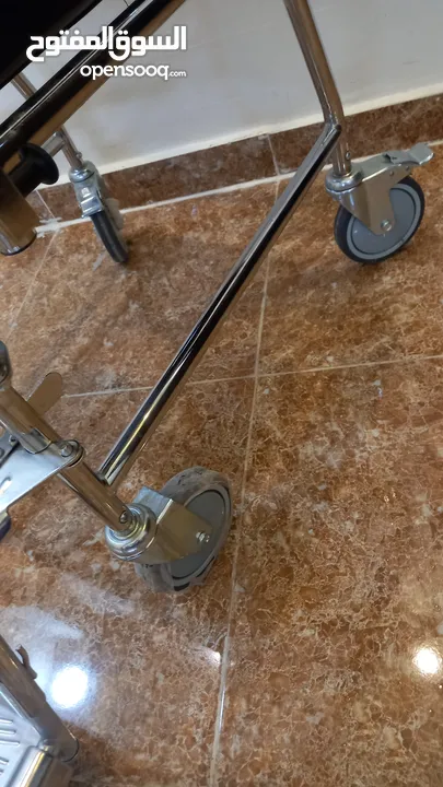 كرسي طبي مع حمام كرسي حمام wheelchair commode
