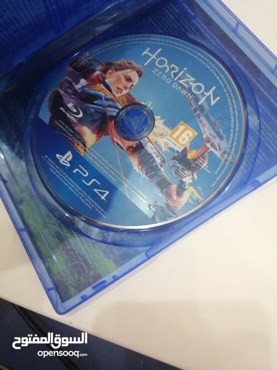 سي دي Horizon Zero Dawn مستعمل 1 شهر سبب البيع تم التختيم اللعبة شغالة ولا خدش