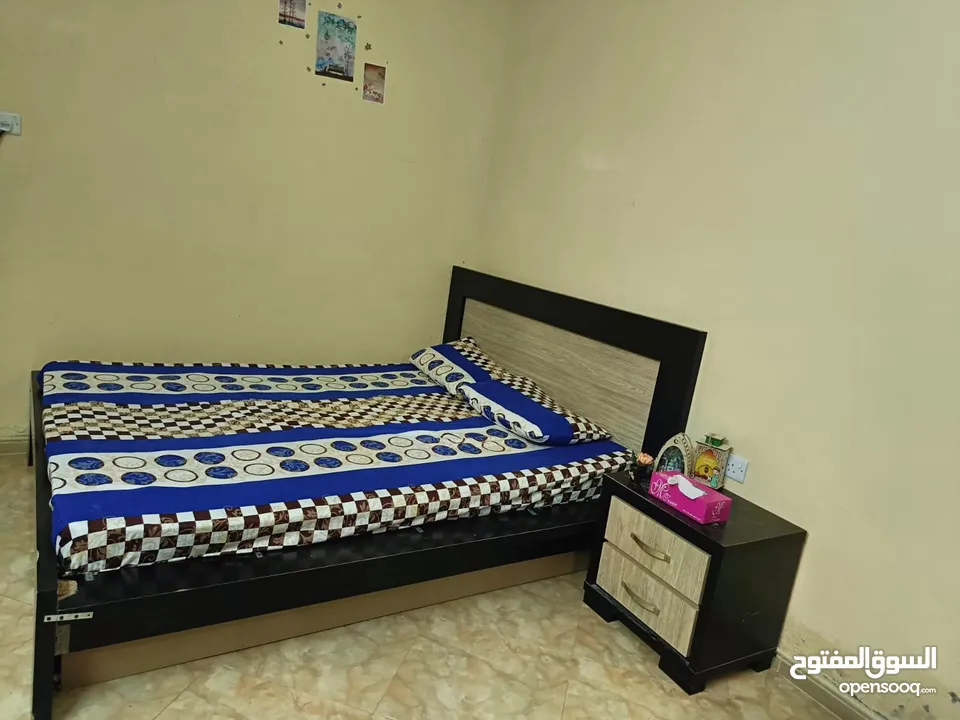 Queen Size bed with matress for sale
