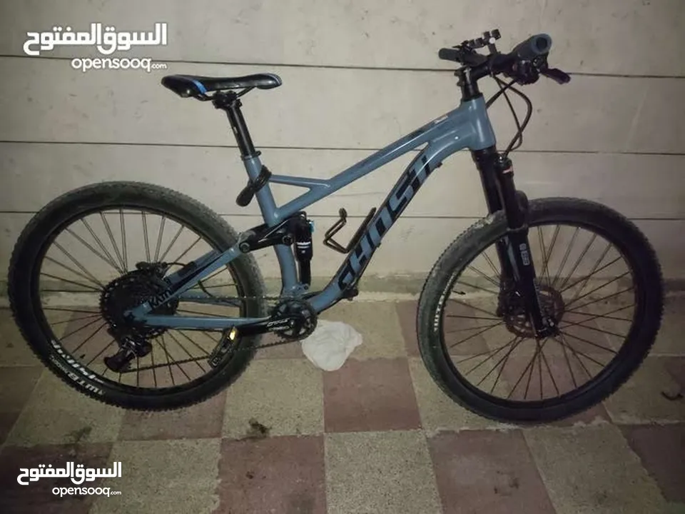 بسكليت GHOST