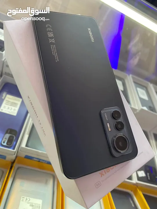 مستعمل شاومي Not 12 leit 5G رام 16 جيجا 256 أغراضة والكرتونه الأصلية متوفر توصيل