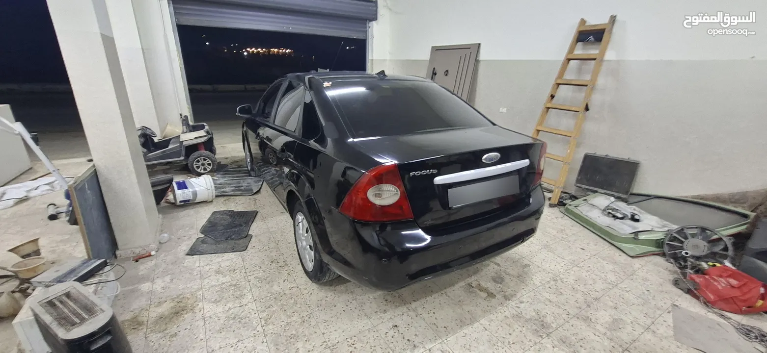 فورد فوكس موديل 2010_اتومتيك _ماتور 1600اصل برايفت فحص نظيف نص كاش ونص شيكات