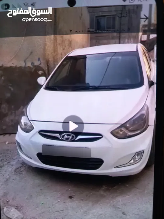 مركبه من نوع هونداي اكسند 2014