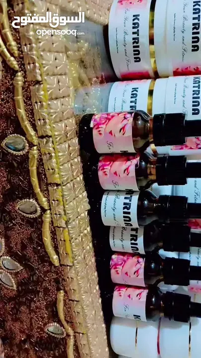 بكج تفتيح البشره والتخلص من الهالات والزوان والتجاعيد يعمل على تعبئة الخطوط الرفيعه واخفاؤها