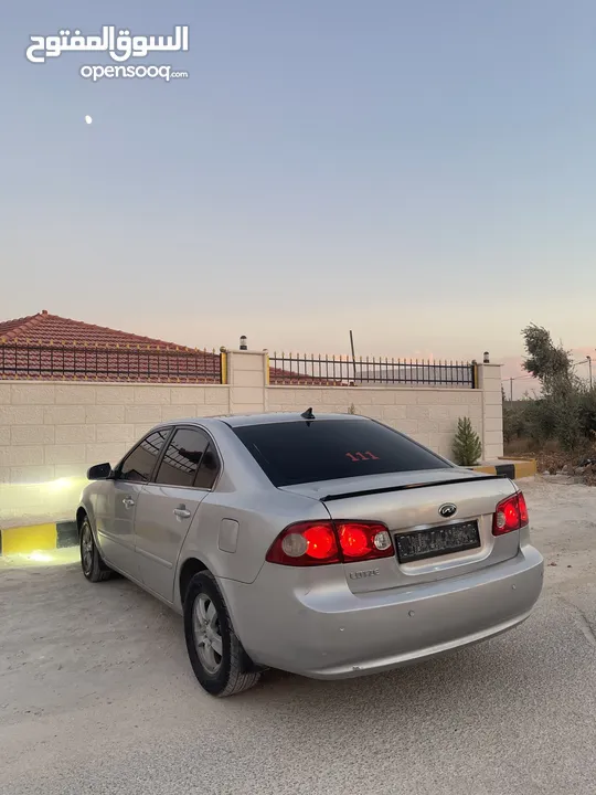 كيا لوتزي 2006 3 جيد لون سلفر ماتور 2000cc