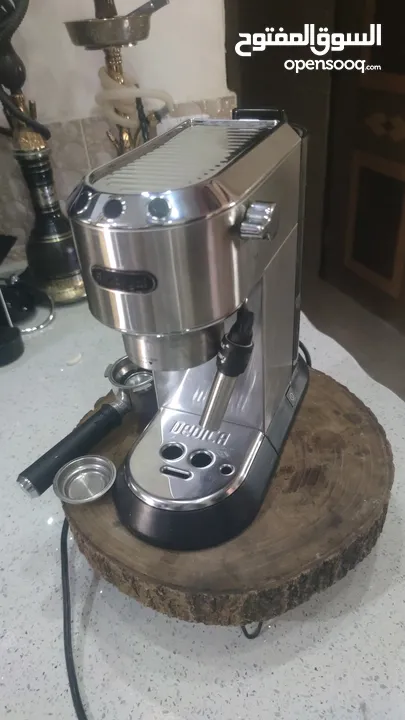 ماكينة قهوة اسبرسو  delonghi dedica ec685
