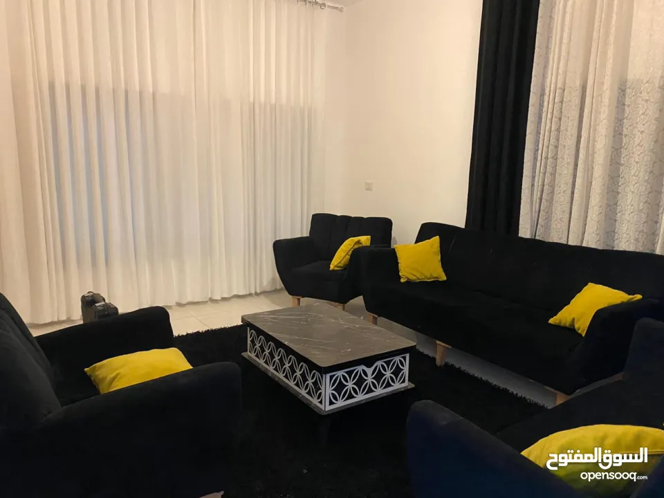 بيت جاهز للبيع