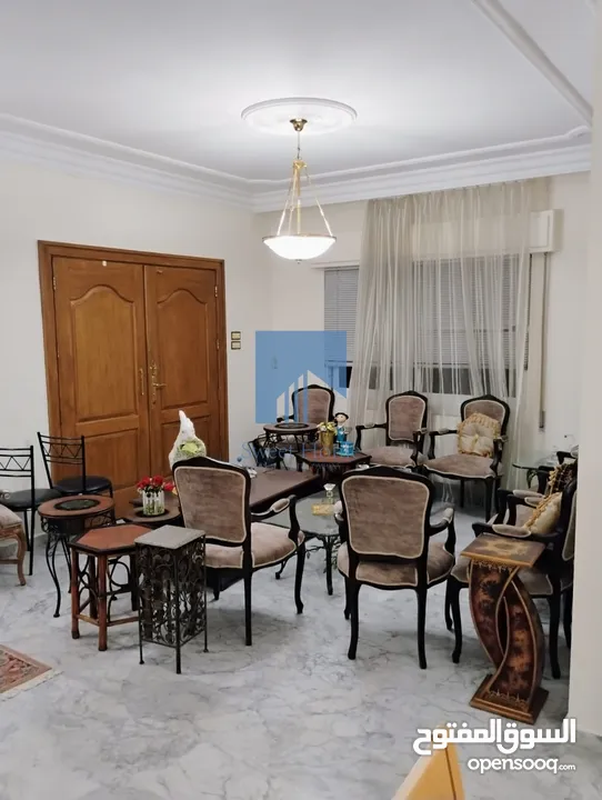 شقة أرضية مفروشة فاخرة للبيع في دير غبار قرب جونيا ودوار الهاشميين 191م مع ترس وحديقة 35م بسعر مغري