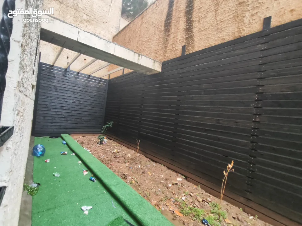 شقة غير مفروشة مع حديقه للايجار في عين مصباح
