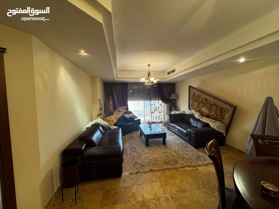 Luxury apartment three bedroom All en-suite have heating and cooling central AC,Electric abajour.