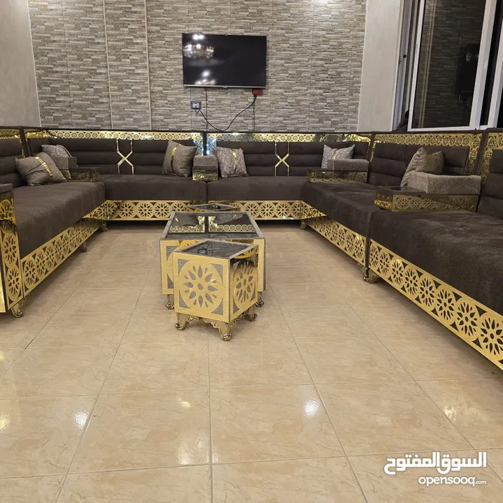 مفروشات تفصيل جميع الموديلات خزائن حائط وغرف نوم وغ ف قعده واطقم كنب
