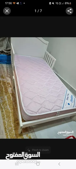 toddler bed with mattress