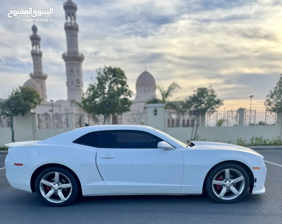 Chevrolet Camaro 2011 Coupe 2LT with a 3.6L V6