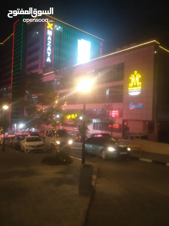 محل للايجار في. الطائره. علي الشارع الرئيسي مباشرة