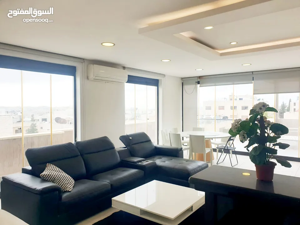عبدون شقة مفروشة فخمة مع رووف ( دوبلكس ) للإيجار السنوي