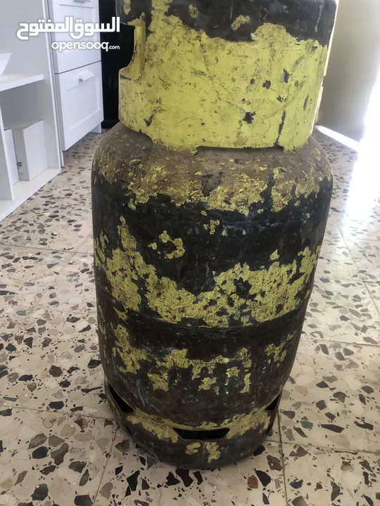 Empty Gas Tanks