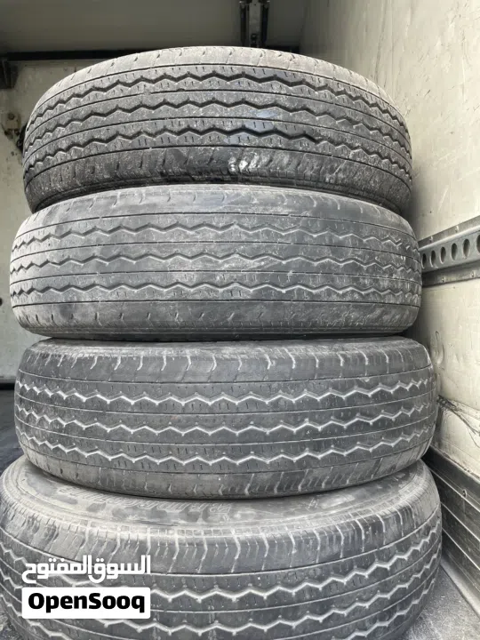 8اطارات مستخدمة بريدجستون الحجم 195R15C