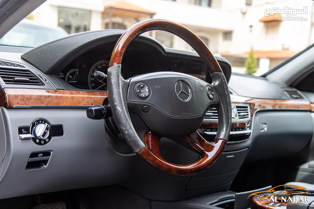 Mercedes S350 2008  السيارة وارد و بحالة الوكالة
