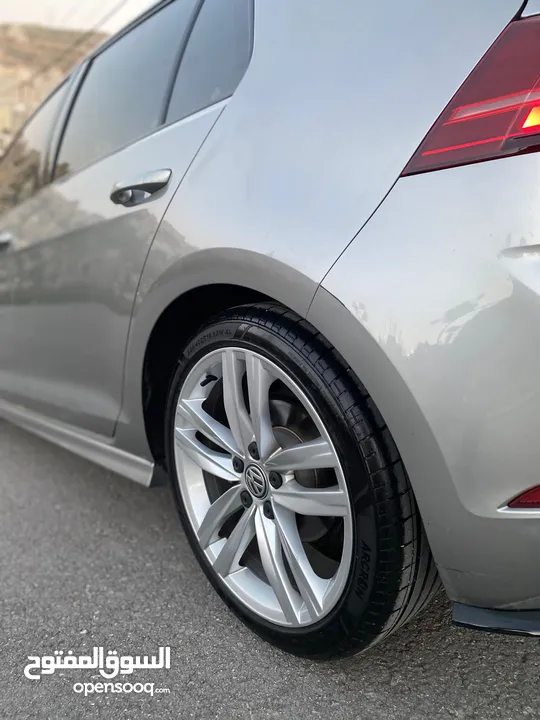 فولكسفاجن جولف - محرك بنزين اتوماتيك  Vw golf R.line 1.4Tsi