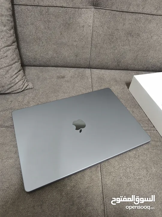 Apple MacBook M1 pro 2021 بحالة الوكاله بسعر مغري فقط