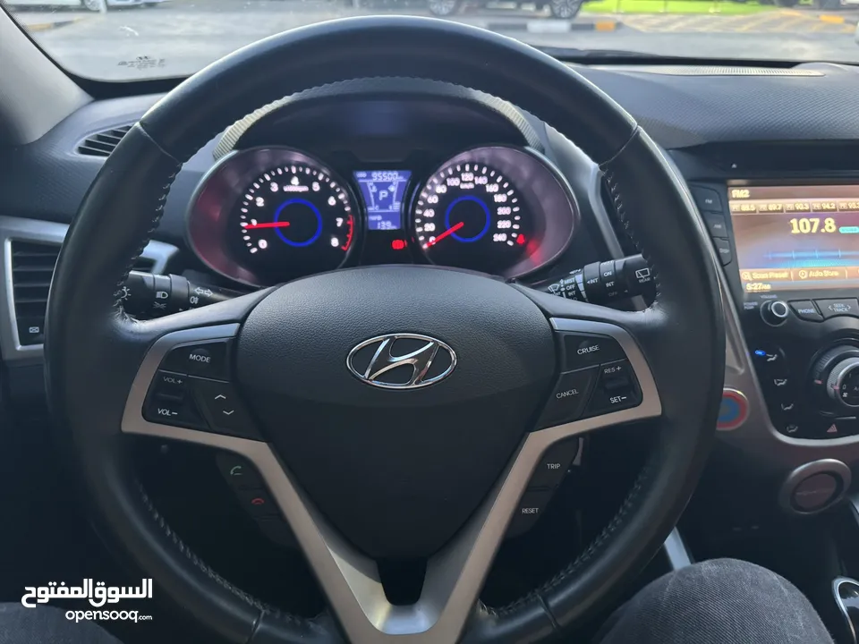 HYUNDAI VELOSTER 2017 GCC LINE NEW CONDITION