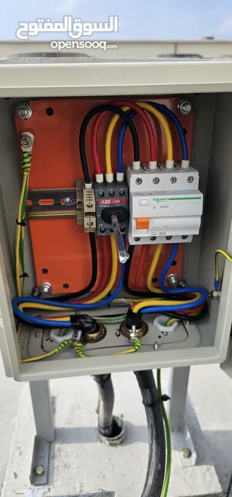 الصيانة العامة صيانة وتركيب مكيفات صيانة كهرباء منزلية وتركيب لوحات توزيع تركيب كاميرات منزلية