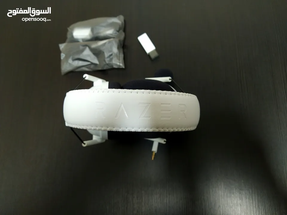 اكسسوارات احترافية ( سماعات، كيبوردات، مايك) جديد open box