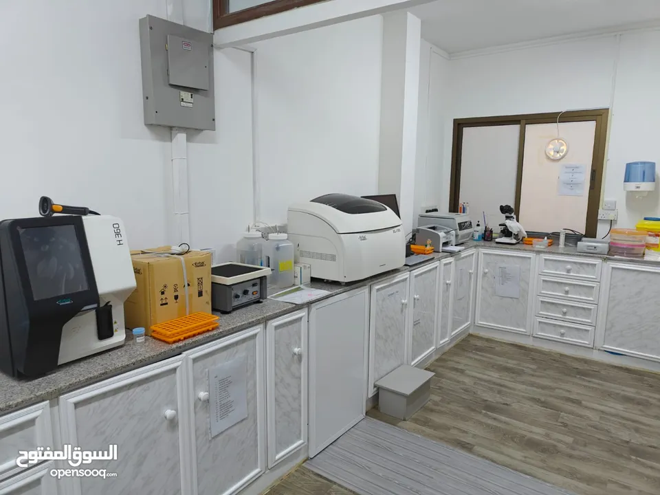 complete lab setup and medical items with clinic items-laboratory