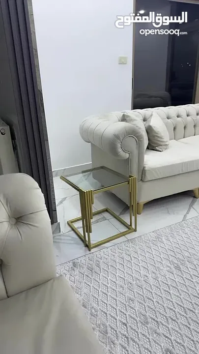طقم كنب سكني تفصيل مع طاولات