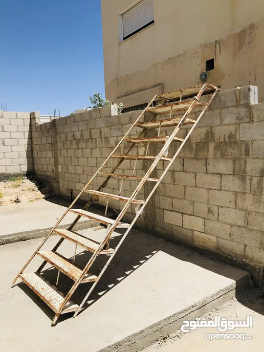 درج حديد مستعمل ثقيل للبيع درج حديد تفصيل
