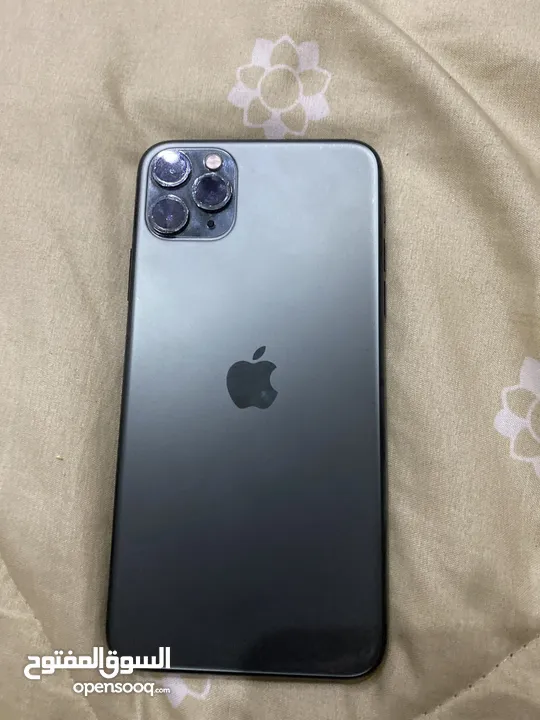 ايفون 11 pro max