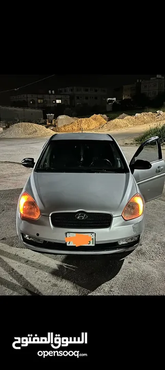 هونداي فيرنا 2006 مع إضافات داخلية  (شاشة لمس ، كاميرا خلفية ، بلوتوث،)