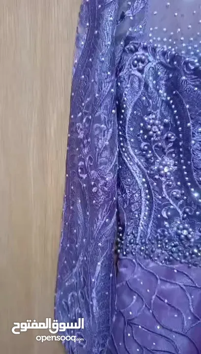 فساتين لبسة وحدة فقط