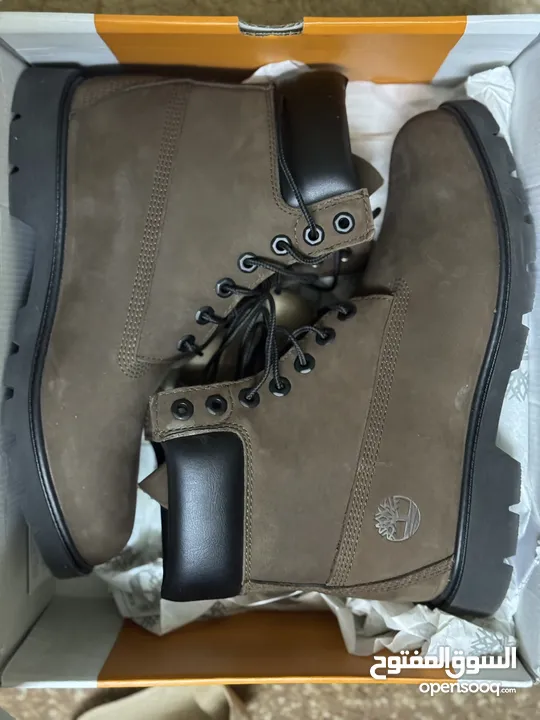 تم تخفيض السعر  65 دينار Timberland Boots