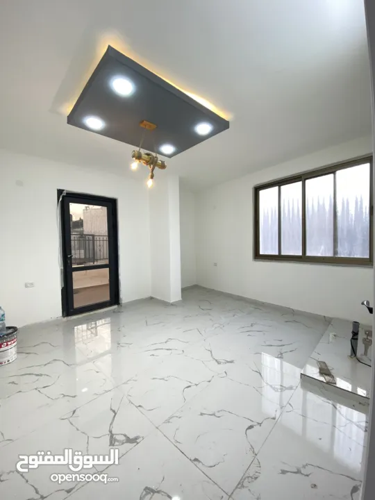 روف للبيع مقابل الأكاديميه مباشره