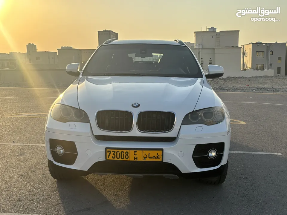 BMW x6 V8 twin turbo