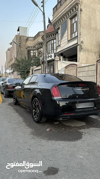 كرايسلر (اوباما) 2016 Hemi V8 Sgold