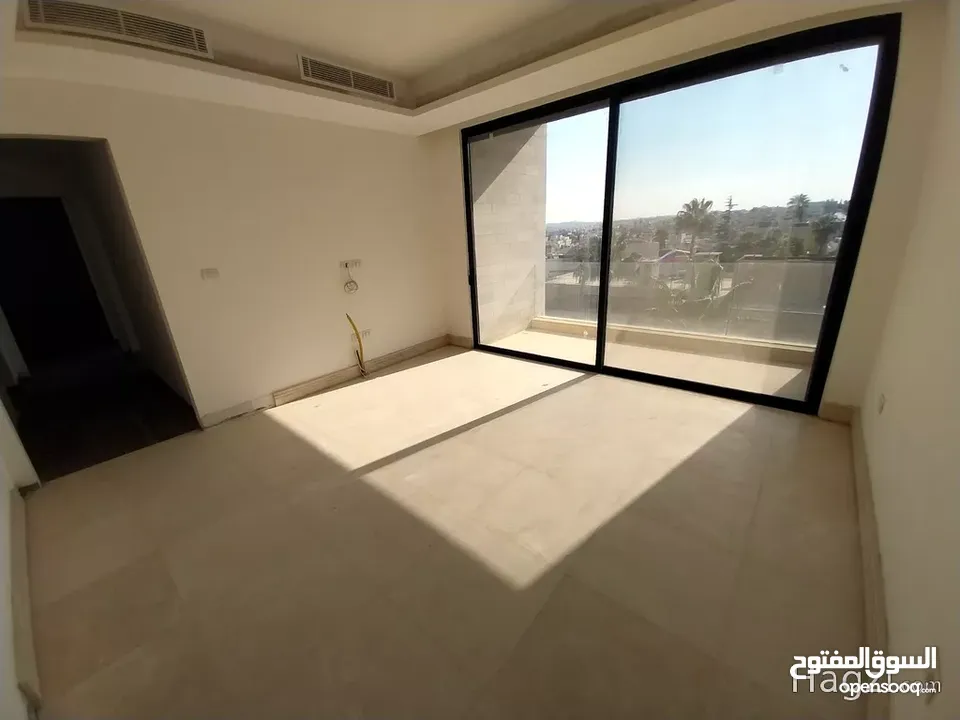 شقه مميزه جدا باعلى معايير ومقاييس الجوده بناء حديث في الدوار الرابع ( Property ID : 30084 )