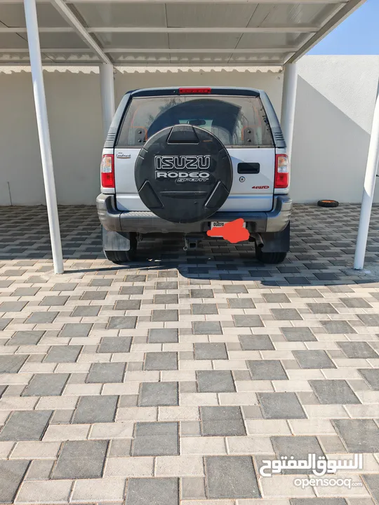 إيسوزو روديو سبورت (Isuzu rodeo sport)