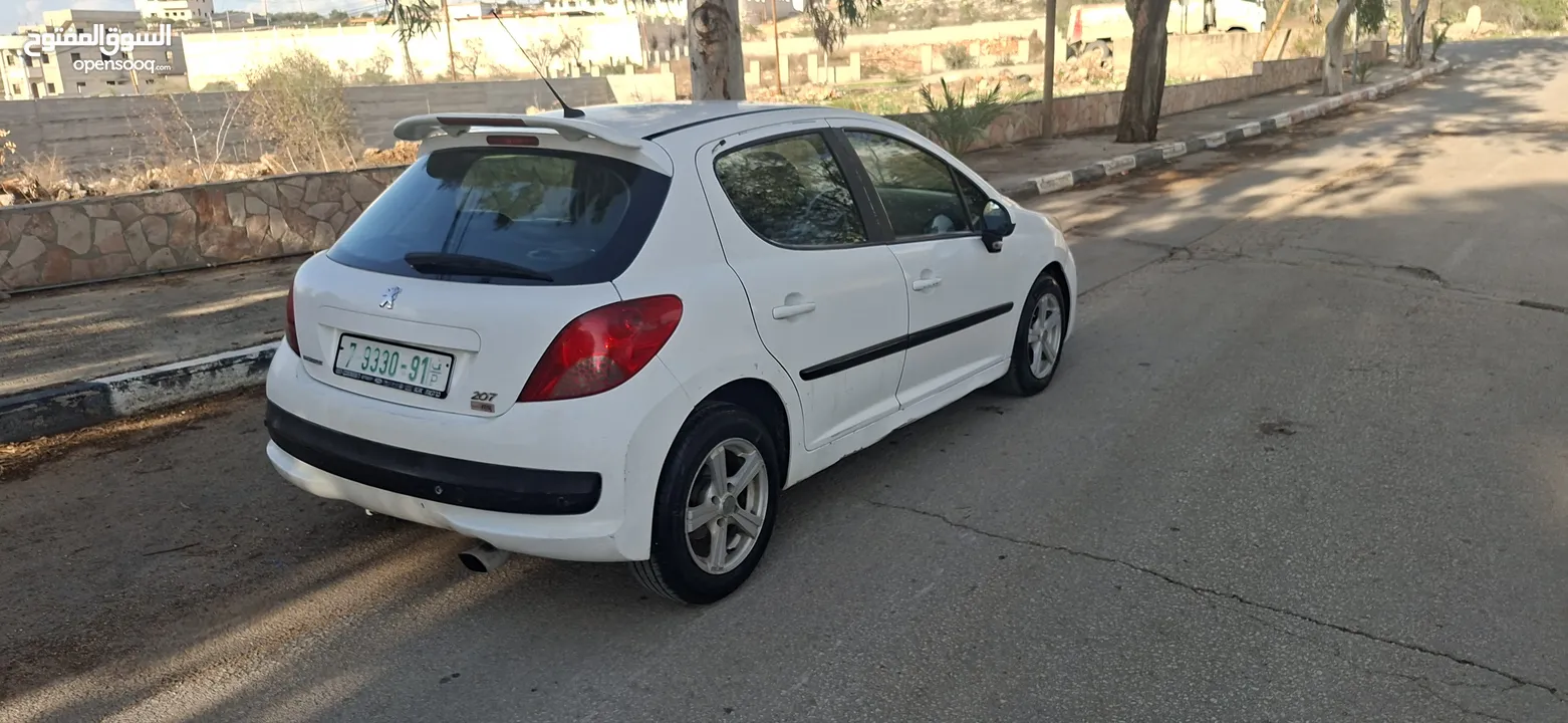 بيجو 207موديل 2009_اتومتيك _ماتور 1600-بنزين اصل برايفت _فحص الف صلاة النبي نظيفة من الاخر