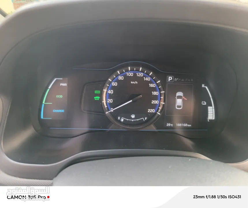 هونداي ايونك فحص 7جيد بدون ملاحضات استعمال شخصي وستخدام خفيف عداد 188km