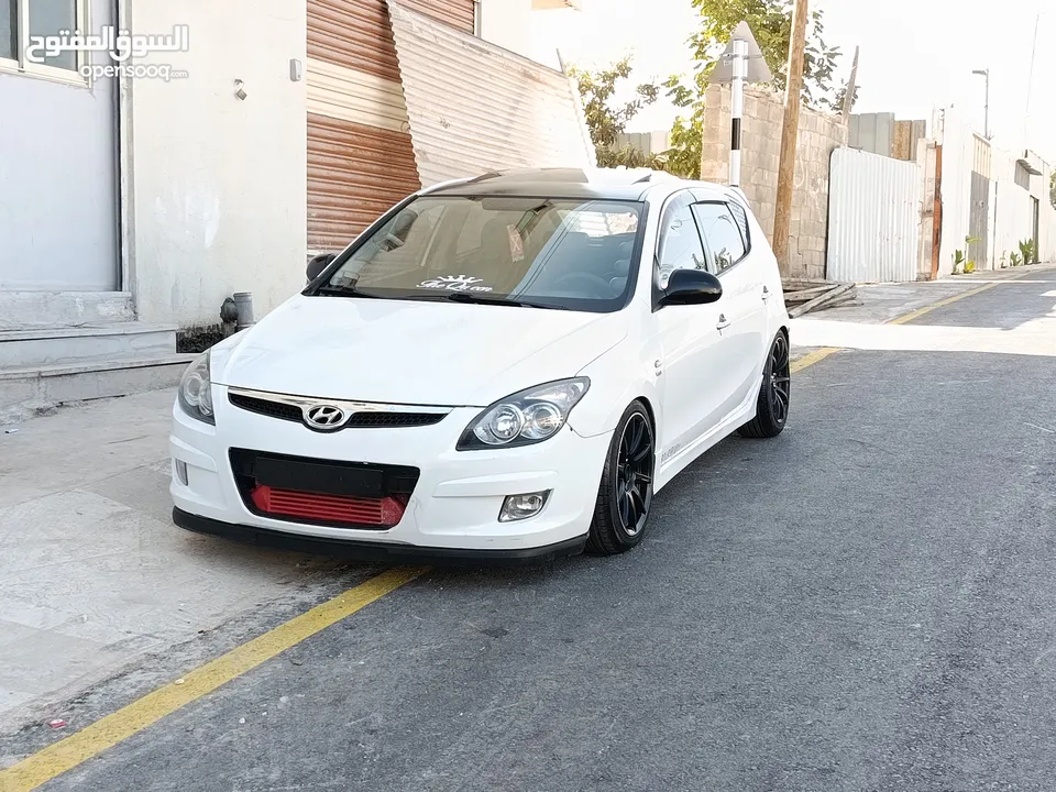 هونداي اي ثيرتي