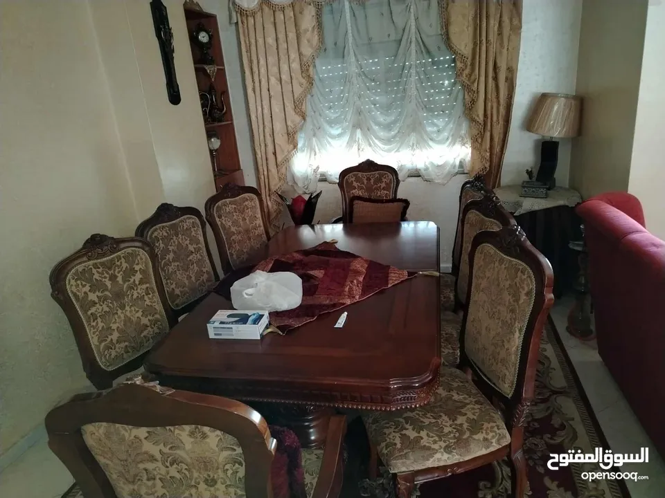 اثاث مستعمل في حالة ممتازة